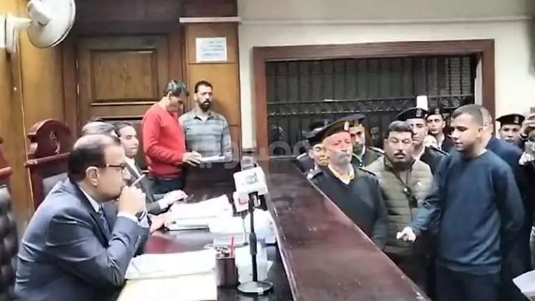 إحالة عصام صاصا وآخرين للمحاكمة في مشاجرة الملهى الليلي