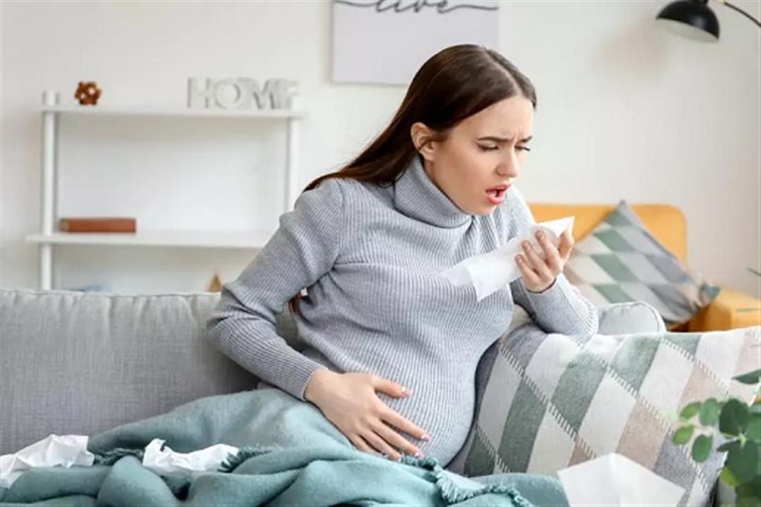 علاج الكحة للحامل في المنزل- 5 طرق قد تساعدِك