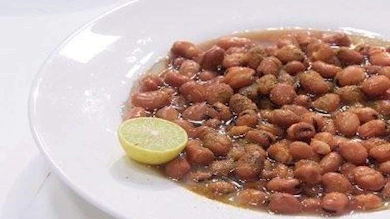 احذر تناول الفول صباحا يوميا.. هذا ما يفعله بالجسم 