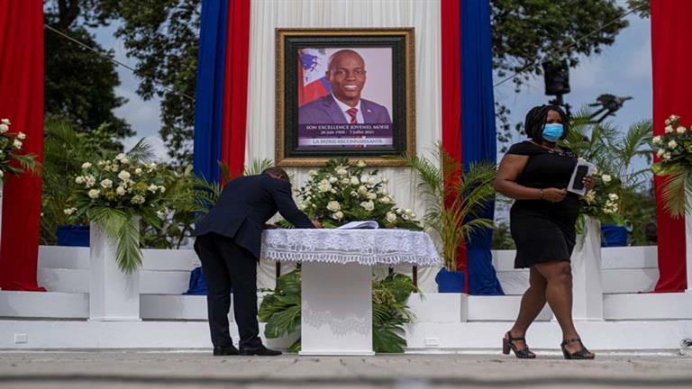 "رواية السرير كشفتها".. اتهام زوجة رئيس هايتي باغتياله للوصول إلى الحكم