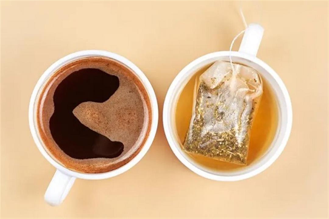 احذر تناول أكثر من 3 أكواب شاي أو قهوة يوميا.. لن تتخيل تأثيرها على كليتيك