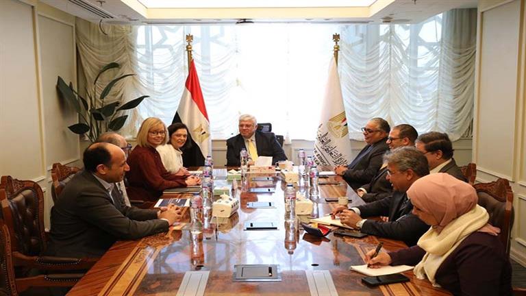 وزير التعليم العالي: توفير الرعاية الصحية اللازمة للنساء في مصر والشرق الأوسط