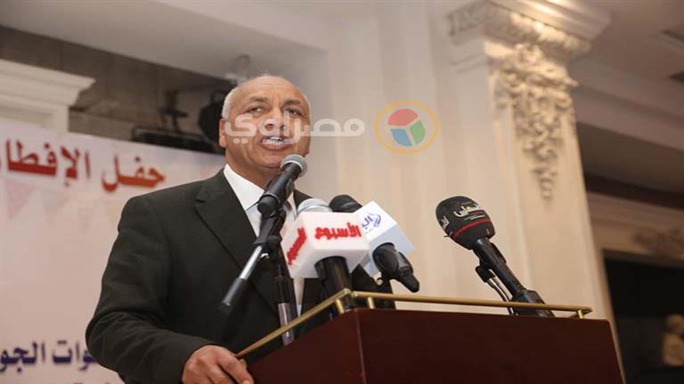 بكري يسخر من "الشاباك" بعد نشر صورة الناقد الرياضي محمد شبانة على أنه أحد قادة القسام