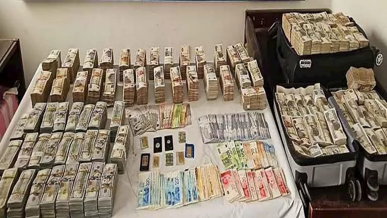 سقوط مافيا العملات الأجنبية بـ 20 مليون جنيه في 24 ساعة