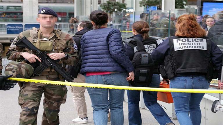 إصابة تلميذتين في هجوم بسكين وتعرض ثالثة لنوبة قلبية بفرنسا
