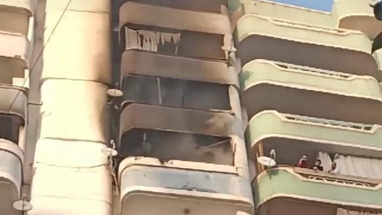 بسبب "ولاعة".. مصرع طفلة وإصابة جديها في حريق شقة بالإسكندرية