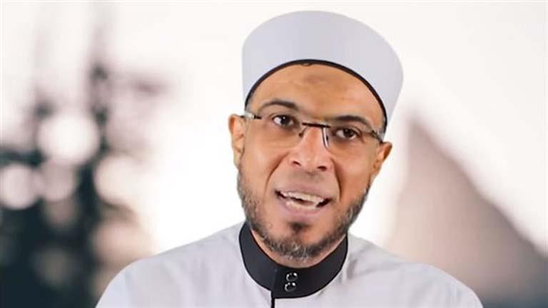 داعية إسلامي ينتقد "الشيخ جوجل": خرب الدنيا كلها عودوا للعلماء