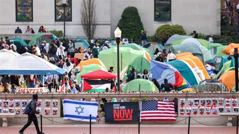 كاتب أمريكي يتهم حماس بالوقوف وراء الاحتجاجات الطلابية بالولايات المتحدة