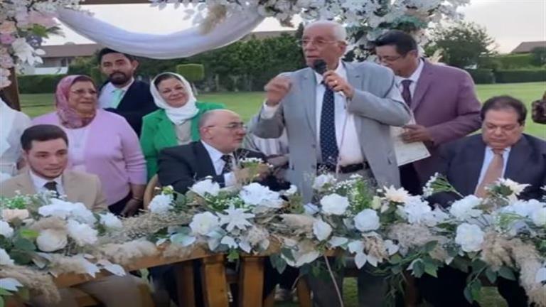 "مش قادر أوصف إحساسي".. سعادة كبيرة للدكتور حسام موافي في زفاف ابنته (فيديو)