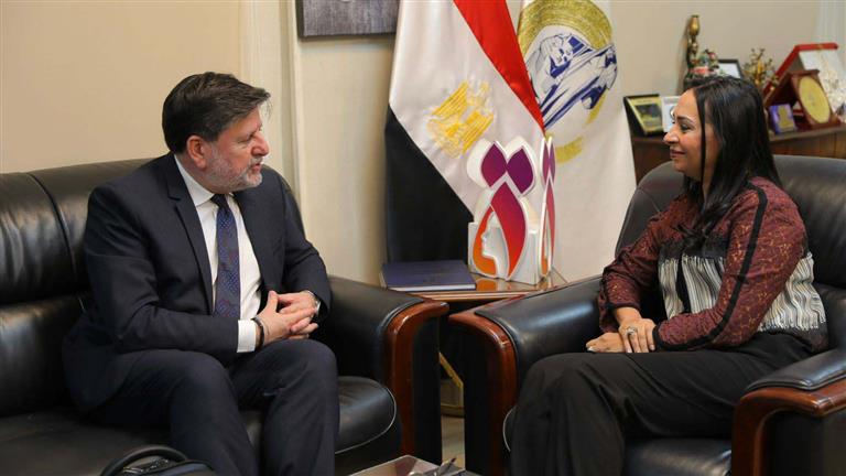 مايا مرسي تبحث سبل التعاون مع رئيس منظمة التعاون الاقتصادي 