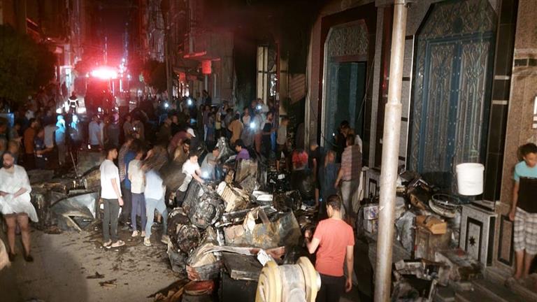  محافظ المنيا: 5 سيارات إطفاء سيطرت على حريق "مخزن ملوي" ولا يوجد ضحايا (صور)