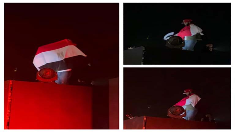 ميترو بومين يرفع علم مصر بحفله الأول في منطقة الأهرامات