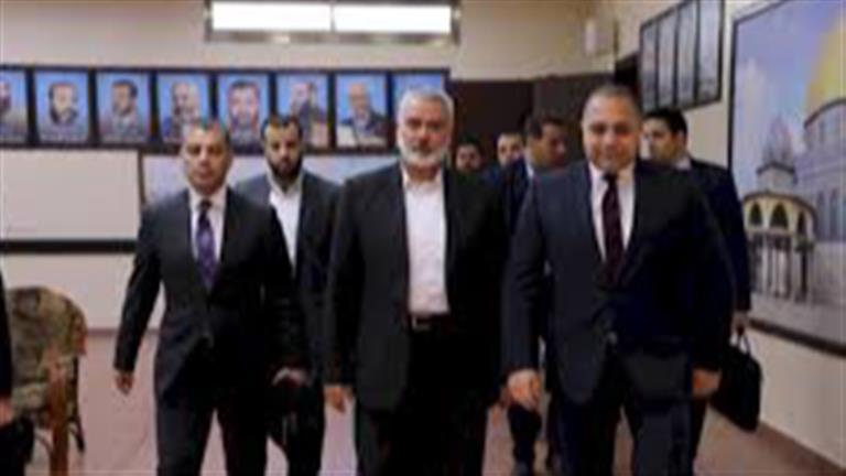 وفد حماس يغادر القاهرة ومدير المخابرات الأمريكية يتوجه إلى الدوحة 