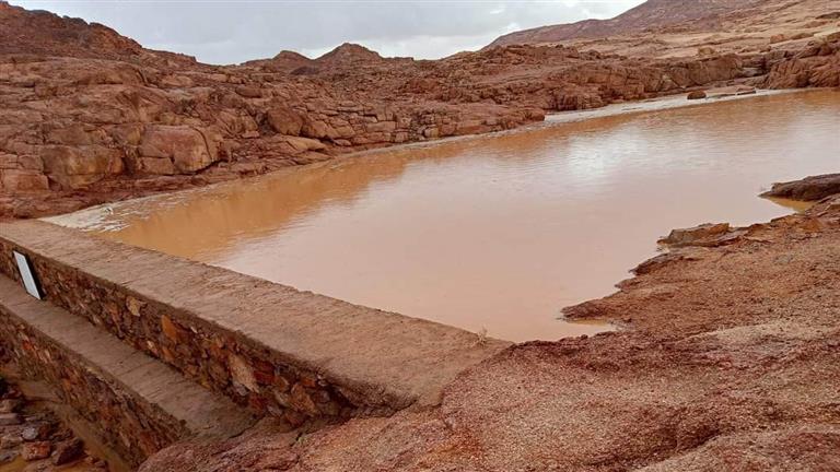 22 مليون جنيه لتطهير مجاري السيول وتوسعة البحيرات الصناعية بجنوب سيناء