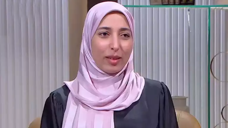 ما يجوز للمرأة كشفه من جسمها أمام محارمها؟.. أمينة الفتوى توضح 