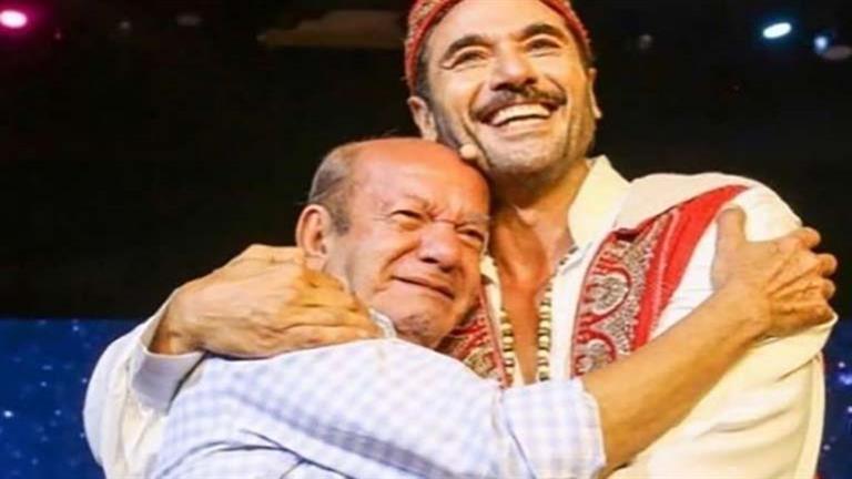 لطفي لبيب يتحدث عن موقف أحمد عز معه في مسرحية "علاء الدين"