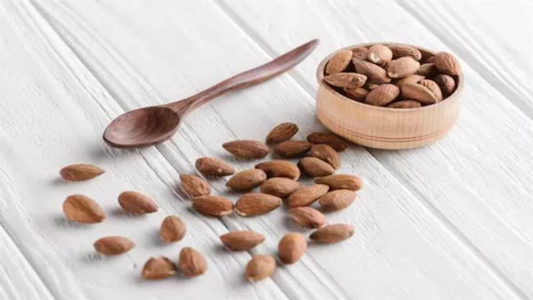 5 مشكلات صحية ناتجة عن الإفراط في تناول اللوز