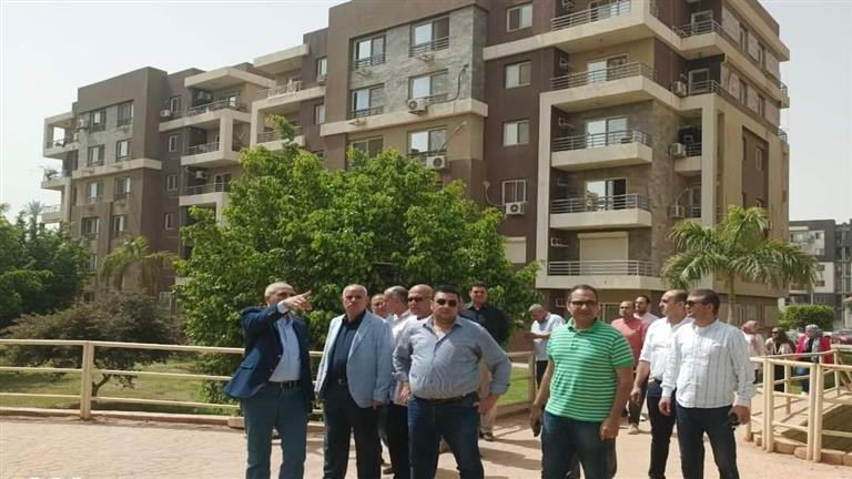 مسئولو الإسكان يتفقدون مشروعات رفع الكفاءة والتطوير والنظافة بمدينة العبور