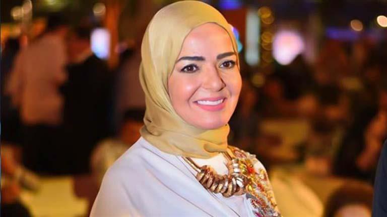 فيديو وصور- منى عبد الغني تكشف عن سر ارتدائها الحجاب