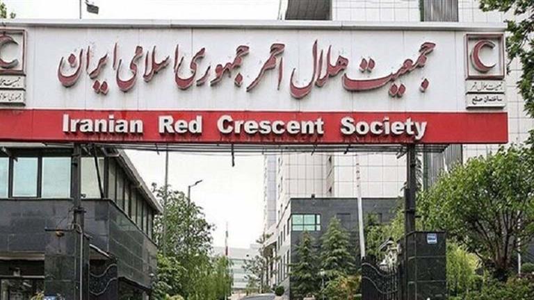 الهلال الأحمر الإيراني: انتهاء البحث ونقل جثامين رئيسي ومرافقيه إلى روضة الشهداء