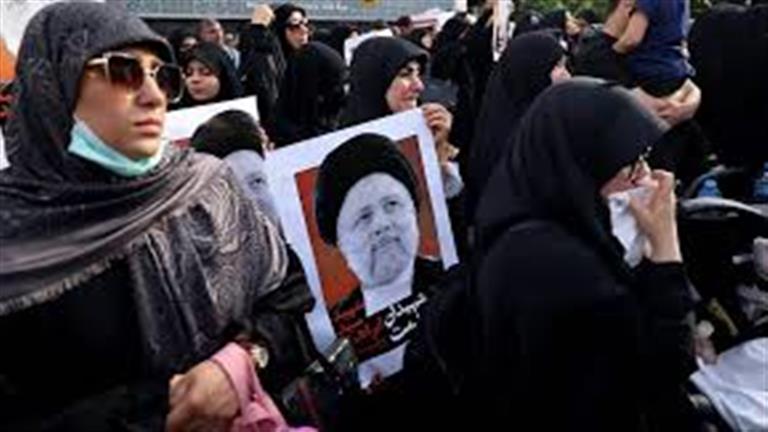 جثامين الرئيس الإيراني ومرافقيه تصل مطار مهرآباد في طهران