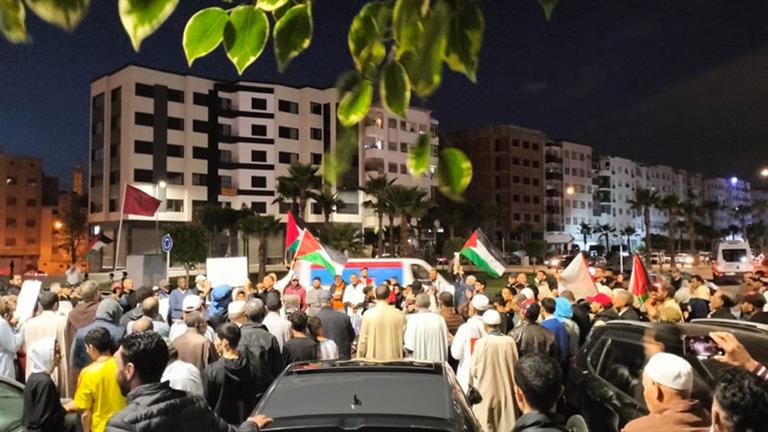 آلاف المغاربة يطالبون بمواصلة دعم الفلسطينيين