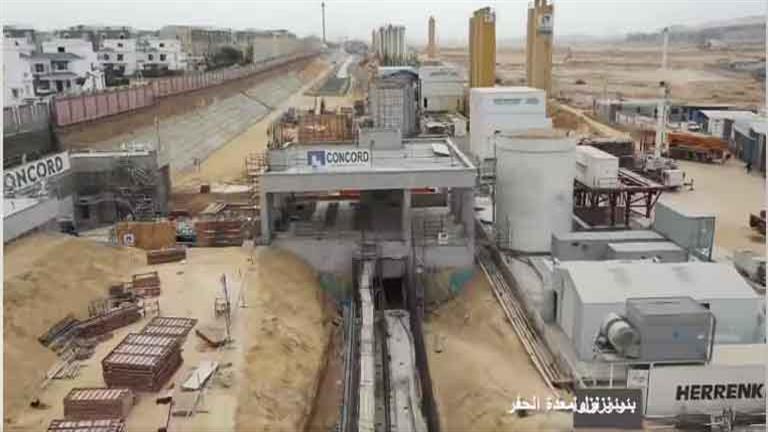 فيديو و40 صورة جوية وأرضية| معدات ضخمة وكراكات.. ماذا يحدث مشروع مترو الأنفاق؟