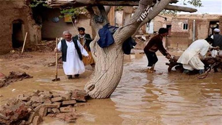 نزوح أكثر من ألف أسرة بسبب الفيضانات في أفغانستان