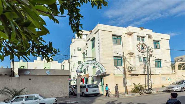 المستشفى الكويتي برفح: وصول 35 شهيدًا خلال الساعات الماضية
