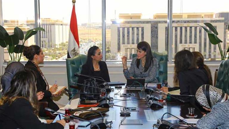 وزيرة التعاون تبحث مع رئيسة المجلس القومي للمرأة تعزيز برامج التمكين