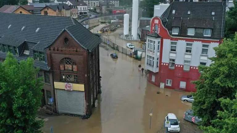 وكالة الإغاثة الفنية تنشر 400 فرد في جنوب ألمانيا بسبب الفيضانات