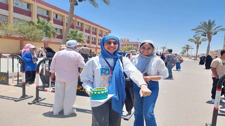 طالبات الثانوية العامة بجنوب سيناء: "امتحانات النهاردة بداية مبشرة للقادم" (فيديو وصور)