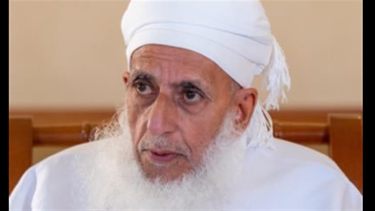 مفتي عمان يدعو المسلمين للتبرع لإمداد الفلسطينيين بالقوت والسلاح