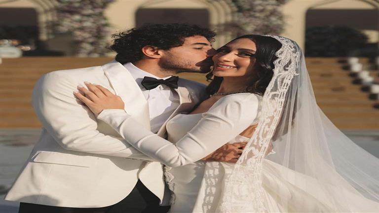 حضور وليد سليمان مع زوجته وكوكا حفل زفاف محمد هاني (فيديو)