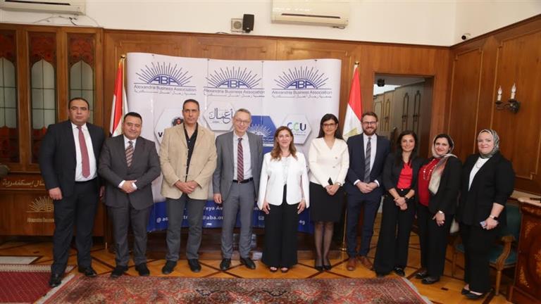 الجمعية المصرية اللبنانية تناقش خطة عملها لزيادة فرص نمو الشركات الصغيرة