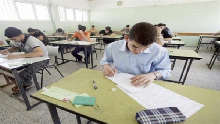 غياب 17 طالبا عن امتحان اللغة الإنجليزية في بورسعيد 