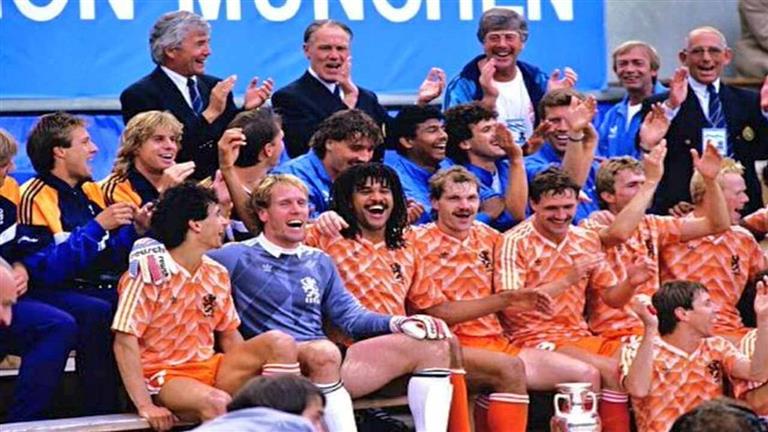 زي النهاردة.. منتخب هولندا يسترجع ذكريات تاريخية منذ 36 عاما في بطولة اليورو