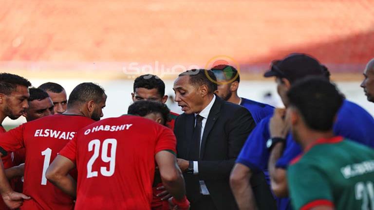 مصراوي يكشف سبب تأخر لاعبو الحرس في النزول لأرض الملعب بمباراة سبورتنج