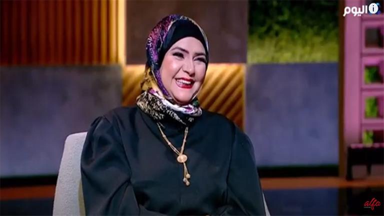 منال عبد اللطيف تثير الجدل: "بفكر أقلع الحجاب وبتوحشني منال المنطلقة" 