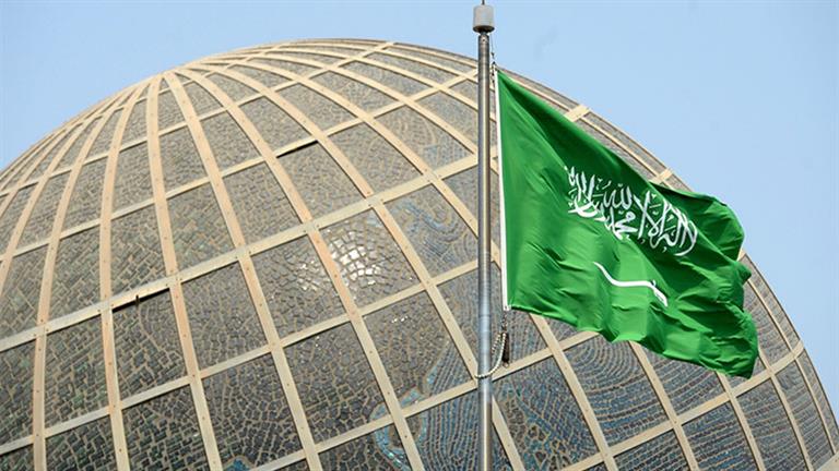 "فزعة" سفارة السعودية في المجر لمواطن وزوجته تثير تفاعلا  