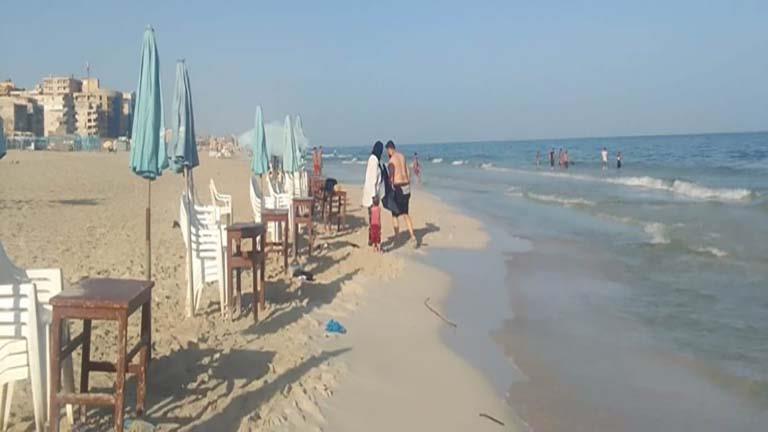 درجة الحرارة 33.. تعرف على حالة البحر بشواطئ الإسكندرية  (صور)