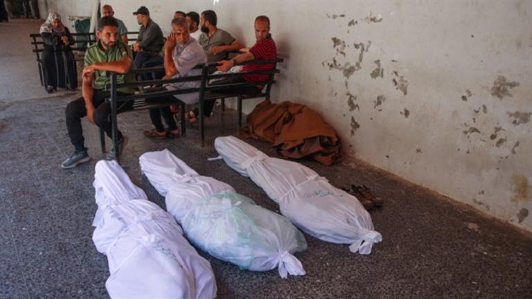 الحكومة بغزة: الاحتلال قتل 40 نازحًا في مجزرة مدرسة الأونروا بالنصيرات