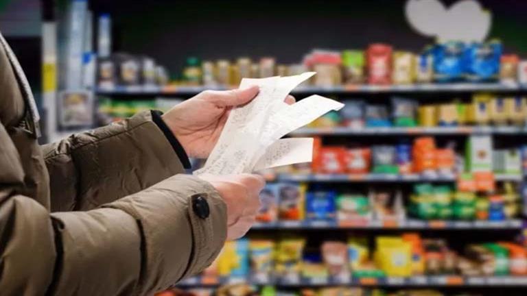 ارتفاع أسعار الزيت والسكر والجبن وانخفاض العدس اليوم الجمعة بالأسواق