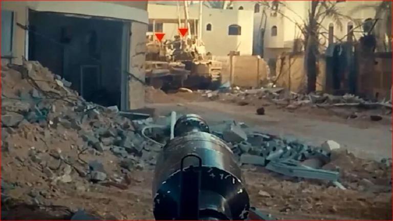 المقاومة تنشر فيديو جديد لاستهداف دبابات الاحتلال بالمحافظة الوسطى