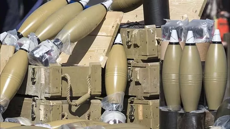 بـ3 قنابل.. إسرائيل تهاجم موقعا نوويا في إيران