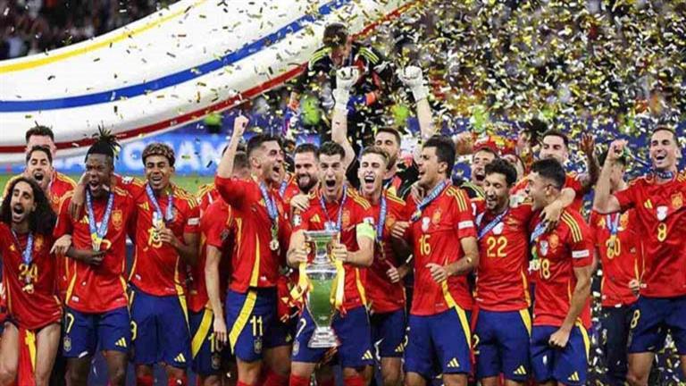 6 لاعبين من إسبانيا.. تعرف على التشكيل الأفضل في يورو 2024