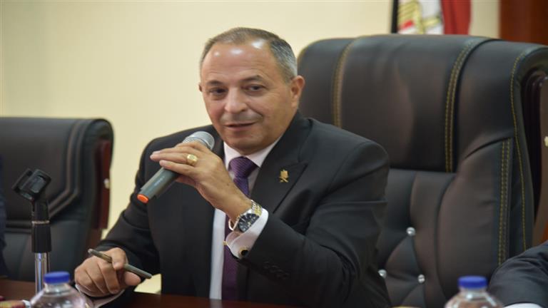 محافظ بورسعيد يصدق على تخفيض درجة القبول بالثانوية العامة 