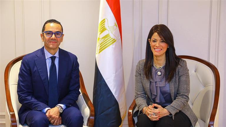 الخطيب: نعمل على تحسين بيئة الاستثمار وزيادة تنافسية الاقتصاد المصري