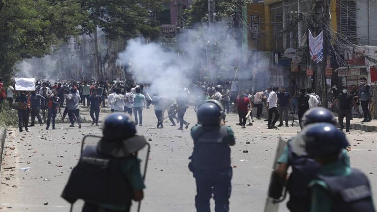 بنجلاديش.. ارتفاع حصيلة قتلى الاحتجاجات على نظام حصص الوظائف العامة إلى 105