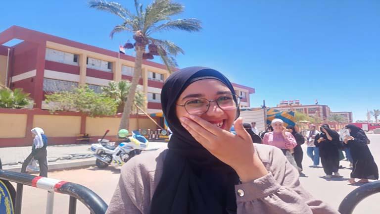 اللغة الإنجليزية ترسم البسمة على وجوه الطلاب الثانوية العامة بجنوب سيناء 